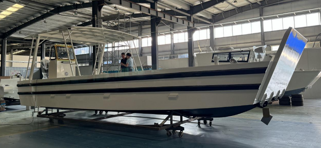 Barco de desembarque de transporte de passageiros de trabalho de carga de alumínio de 11 m para venda